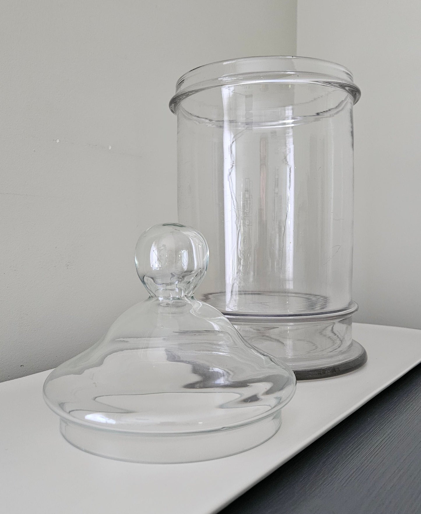 Large storage jar