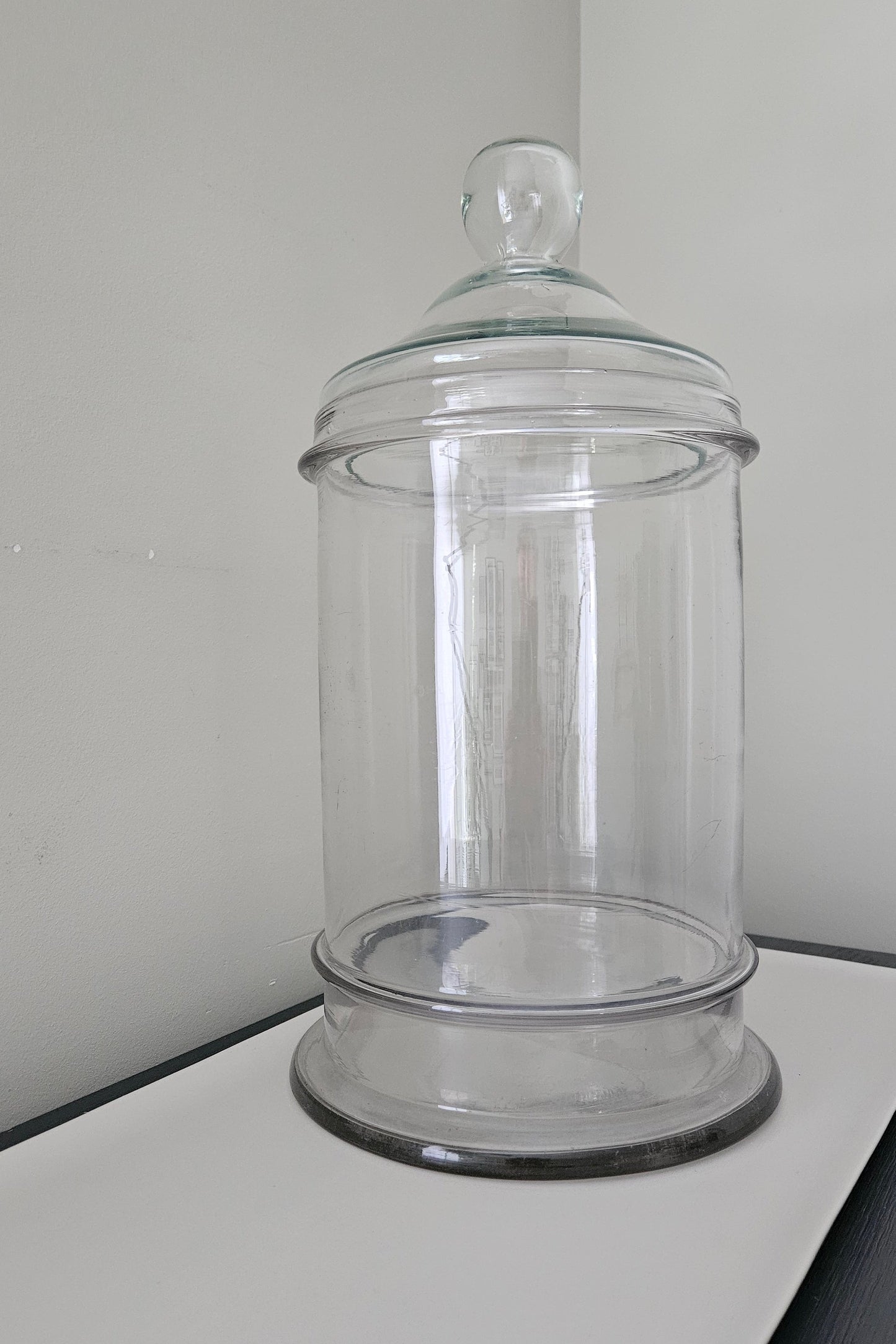 Large storage jar