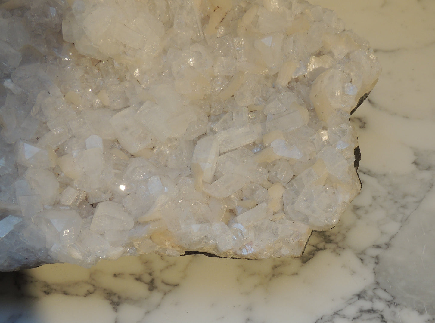 Mineraal Apofylliet met Stilbiet